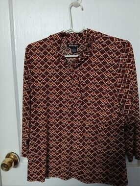 Women's BYdesign Brown Geometric Long-Sleeve Blouse